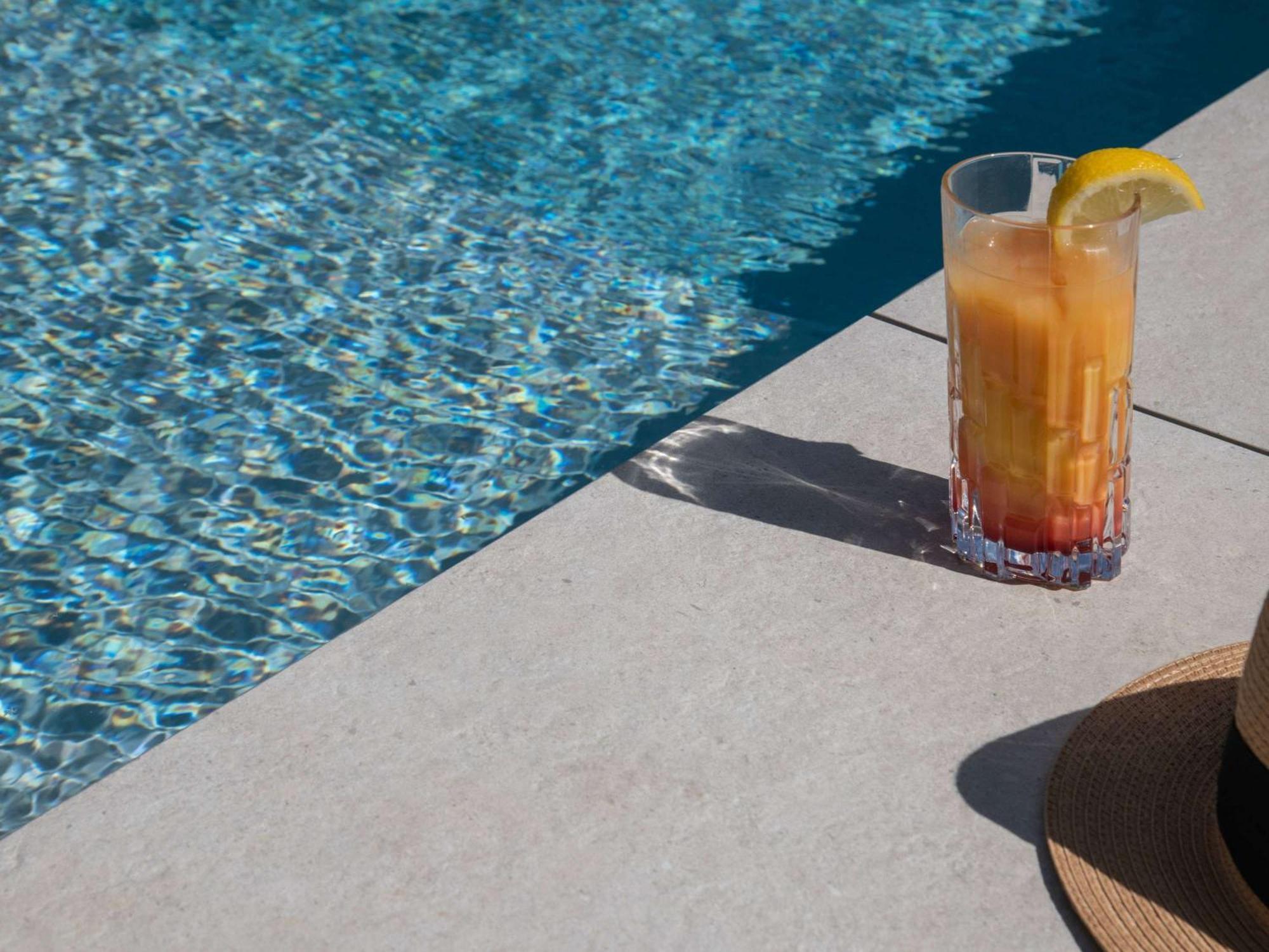 Hotel Ibis Golfe De Saint-Tropez Cogolin Zewnętrze zdjęcie